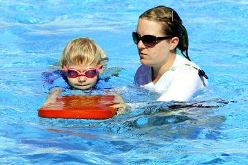 לימוד שחיה לילדים 4 יתרונות משמעותיים